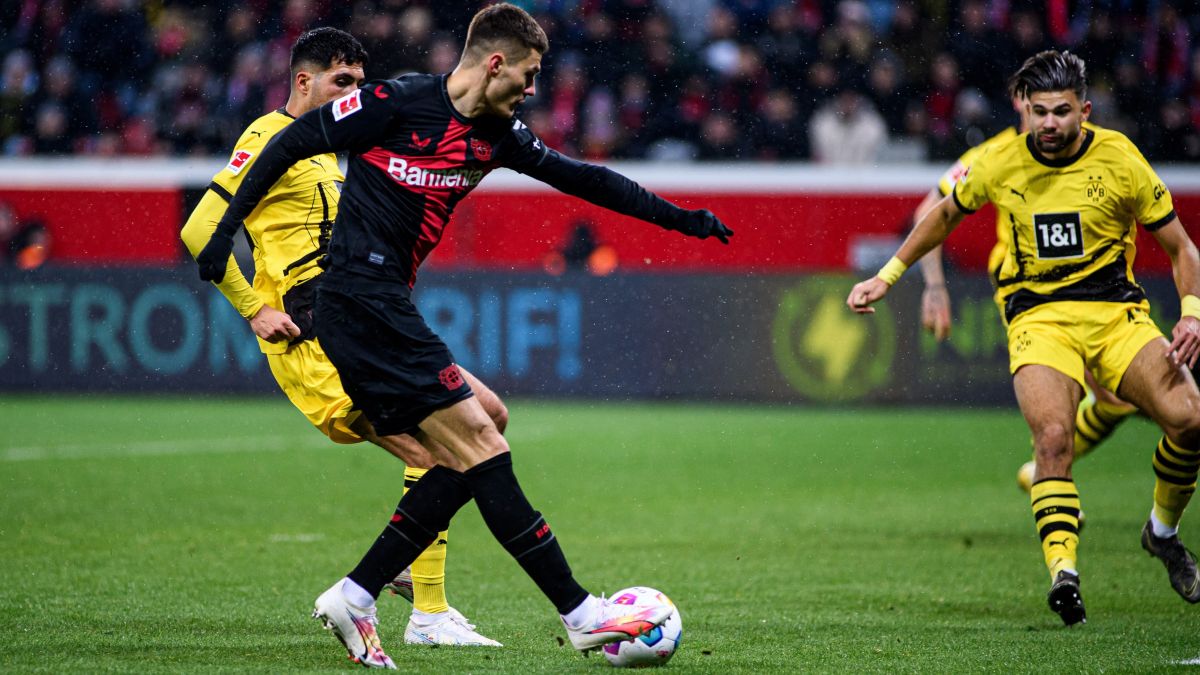 خلاصه بازی بایر لورکوزن 1-1 دورتموند