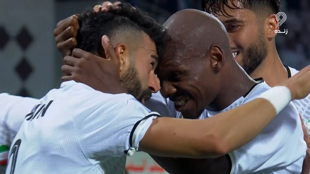 گل اول سپاهان به الاتحاد (رامین رضاییان)
