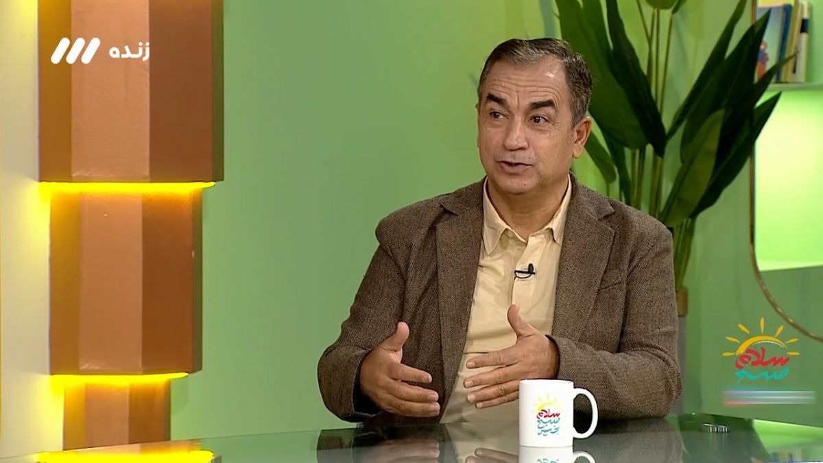 سلام صبح بخیر/ محمود کلهر: نقش کریم باقری برای اتحاد کادرفنی و مدیریت، غیر قابل انکار است/ شایسته نیست با بازیکنان و کادرفنی پرسپولیس این چنین برخورد شود