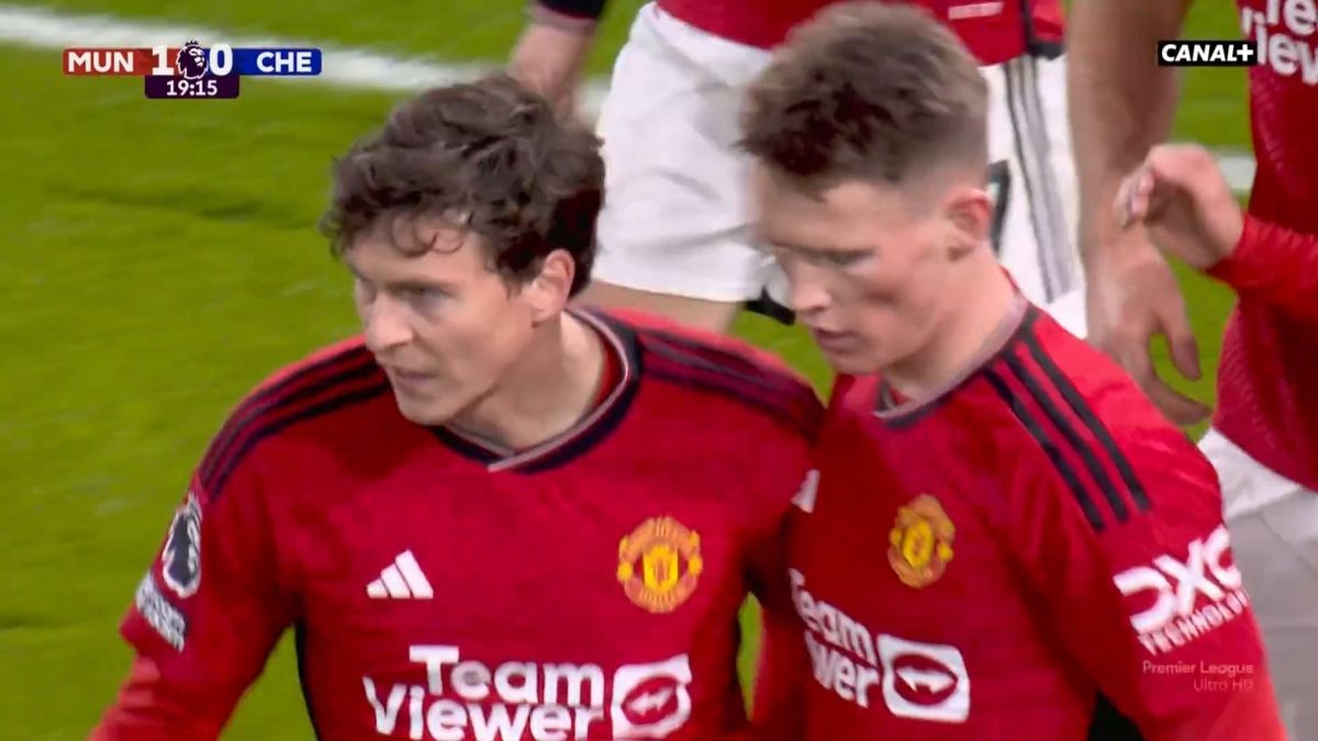 گل اول منچستریونایتد به چلسی (مک تامینی)