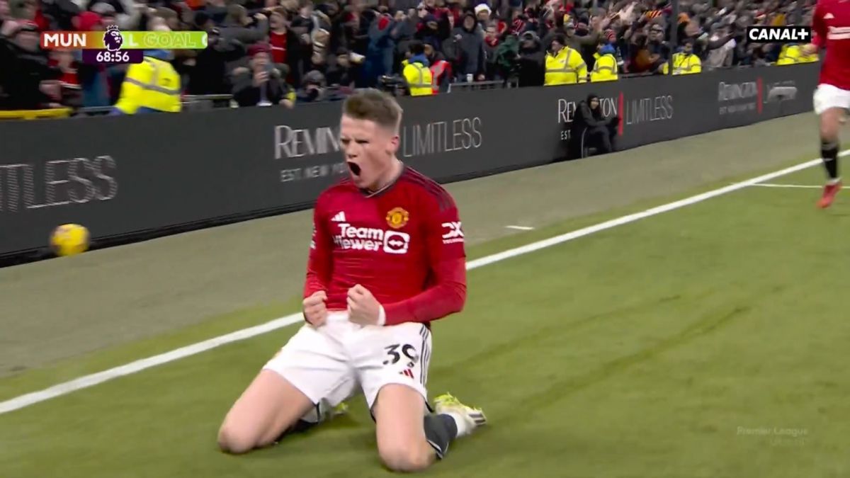 گل دوم منچستریونایتد به چلسی (دبل مک تامینی)