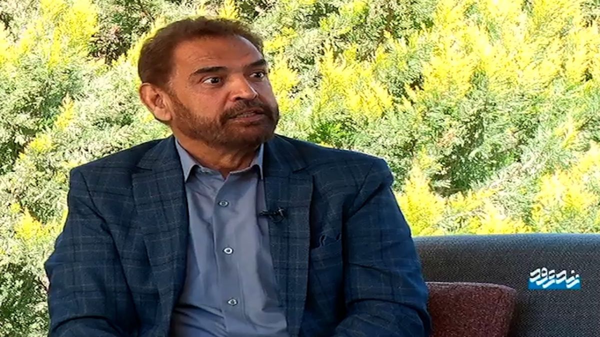 خاطره جالب فیروز کریمی از کاشت سوزن ته گرد و براشت میخ در بازی ابومسلم - استقلال
