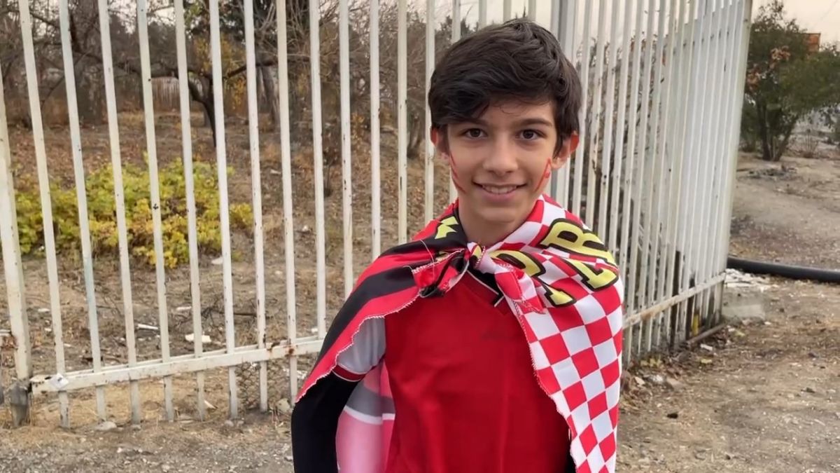 اختصاصی/ گفت و گو با هواداران پرسپولیس قبل از بازی با هوادار