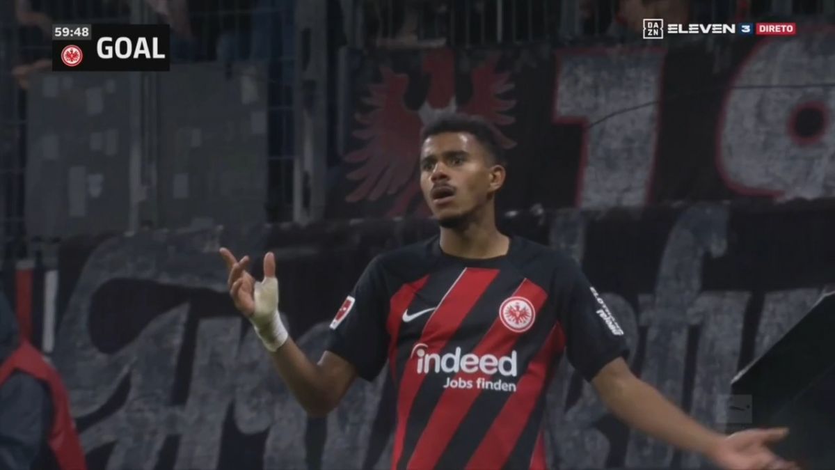 گل پنجم اینتراخت فرانکفورت به بایرن مونیخ (انسگر کناف)