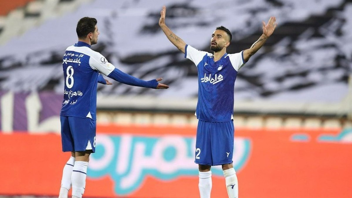 منتخبی از گل های استقلال به پرسپولیس در دربی های آذرماه