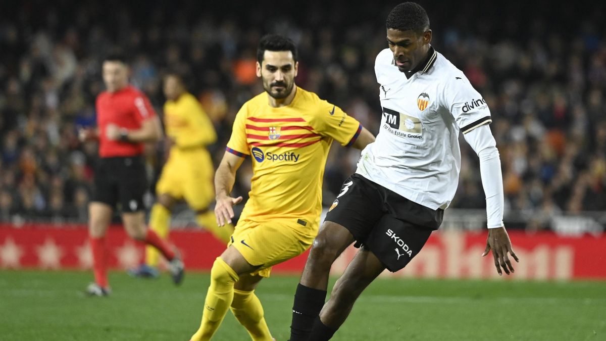 خلاصه بازی والنسیا 1-1 بارسلونا