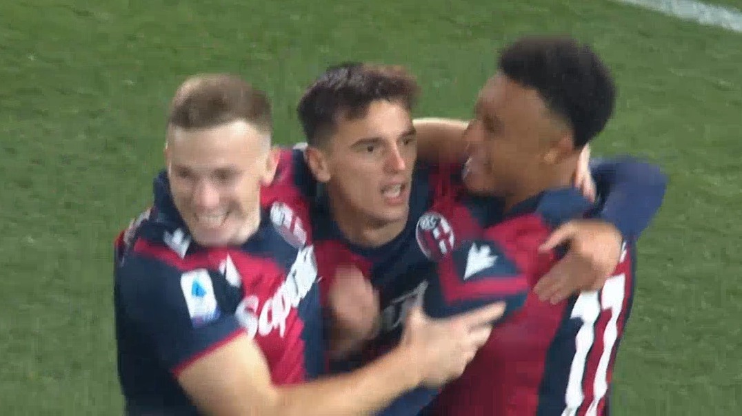 گل دوم بولونیا به رم (گل به خودی کریستنسن)