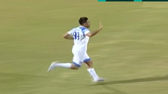 گل سوم ملوان به مس رفسنجان (سلیمانی با اشتباه حامد لک)