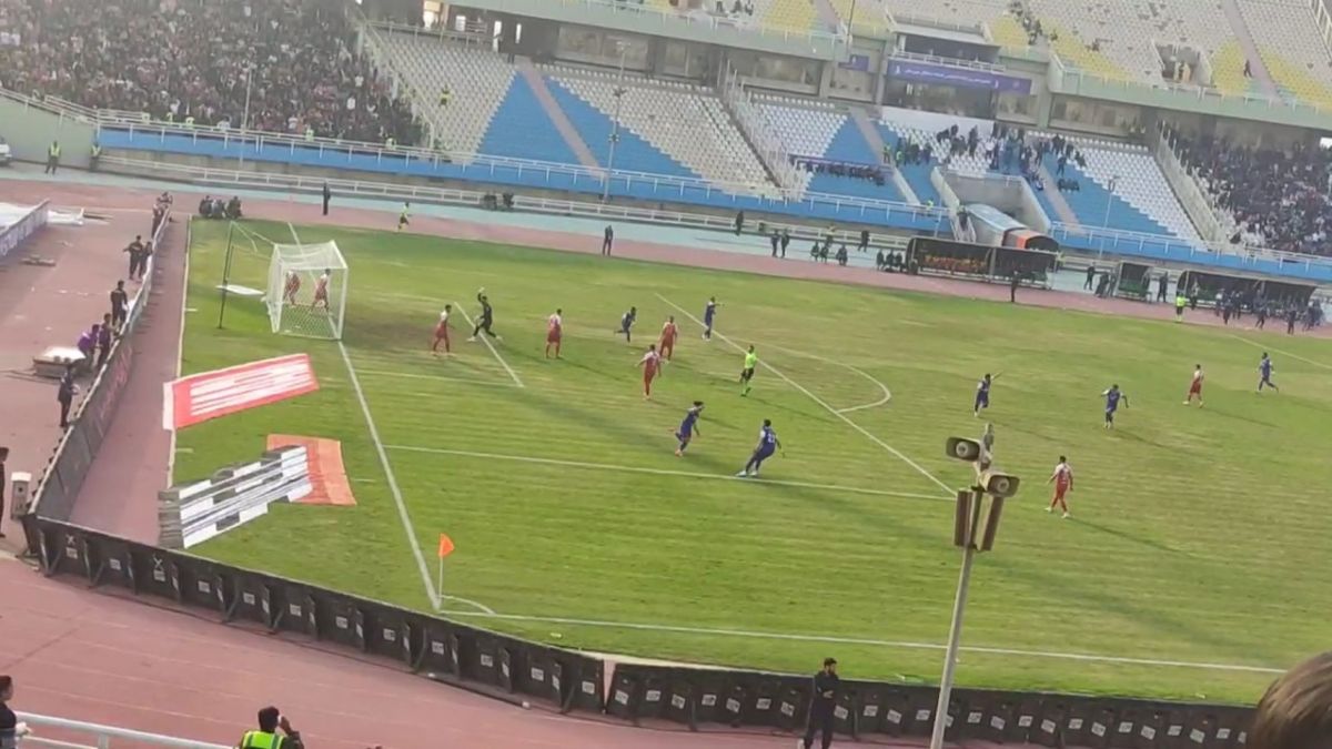 گل اول استقلال خوزستان و گل دوم پرسپولیس از زاویه دوربین فوتبالی