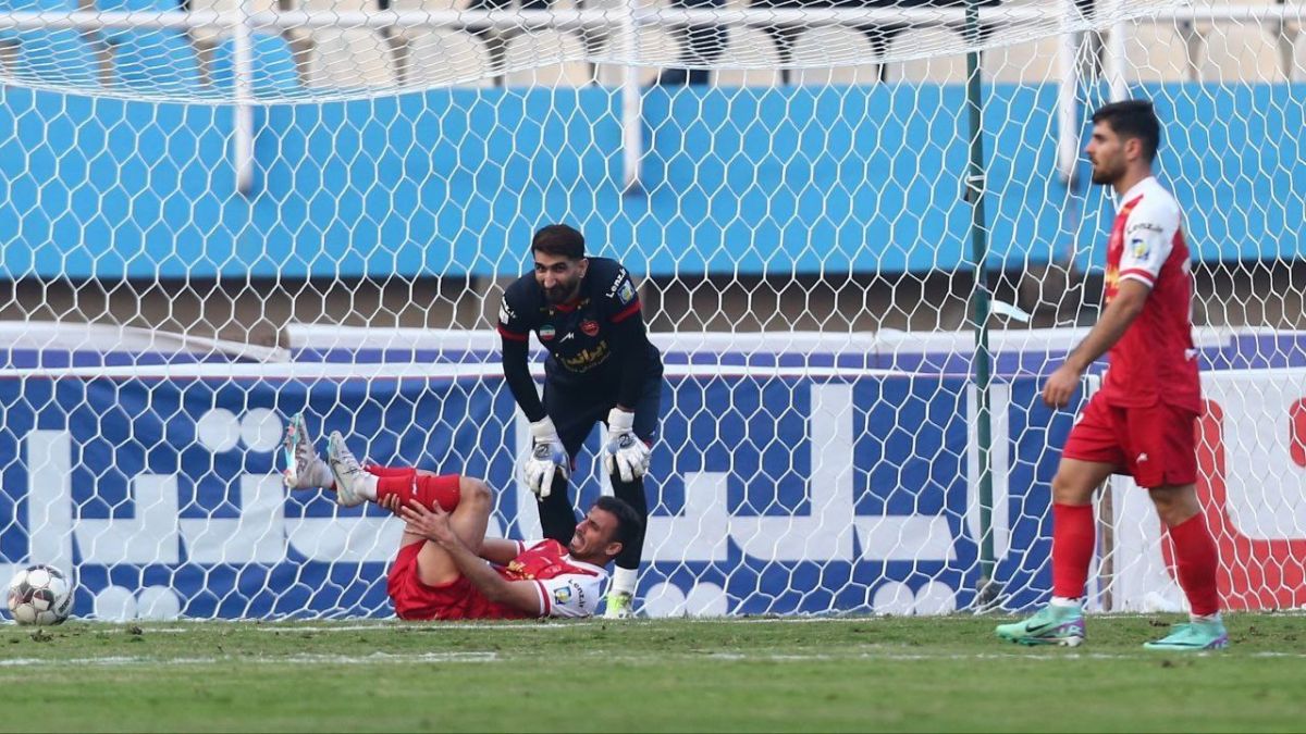 دورهمی ستارههای ناآماده پرسپولیس؛ بالاخره بیرانوند هم افت کرد!