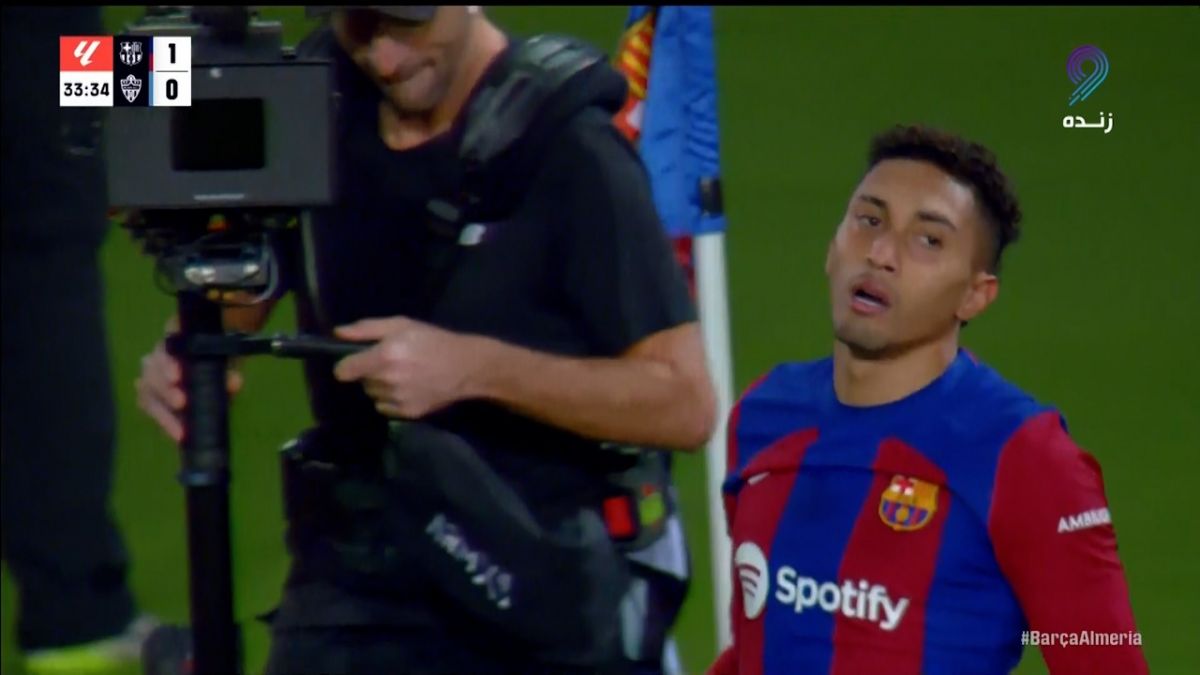 گل اول بارسلونا به آلمریا (رافینیا)