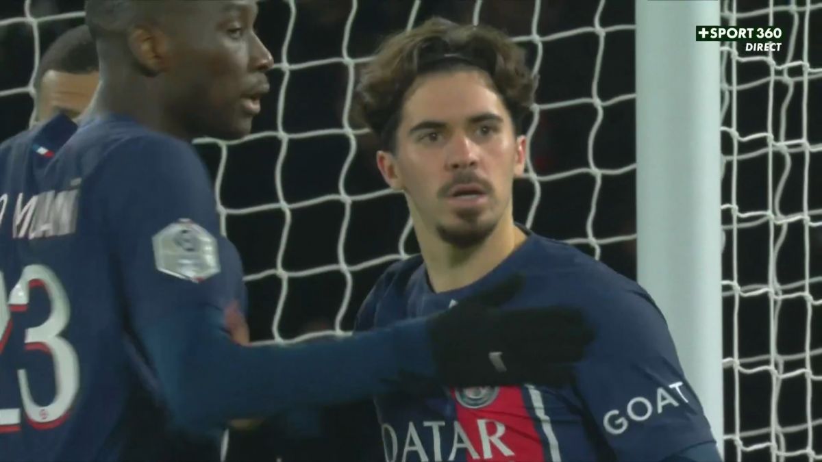 گل اول پاری سن ژرمن به متز (ویتینیا)