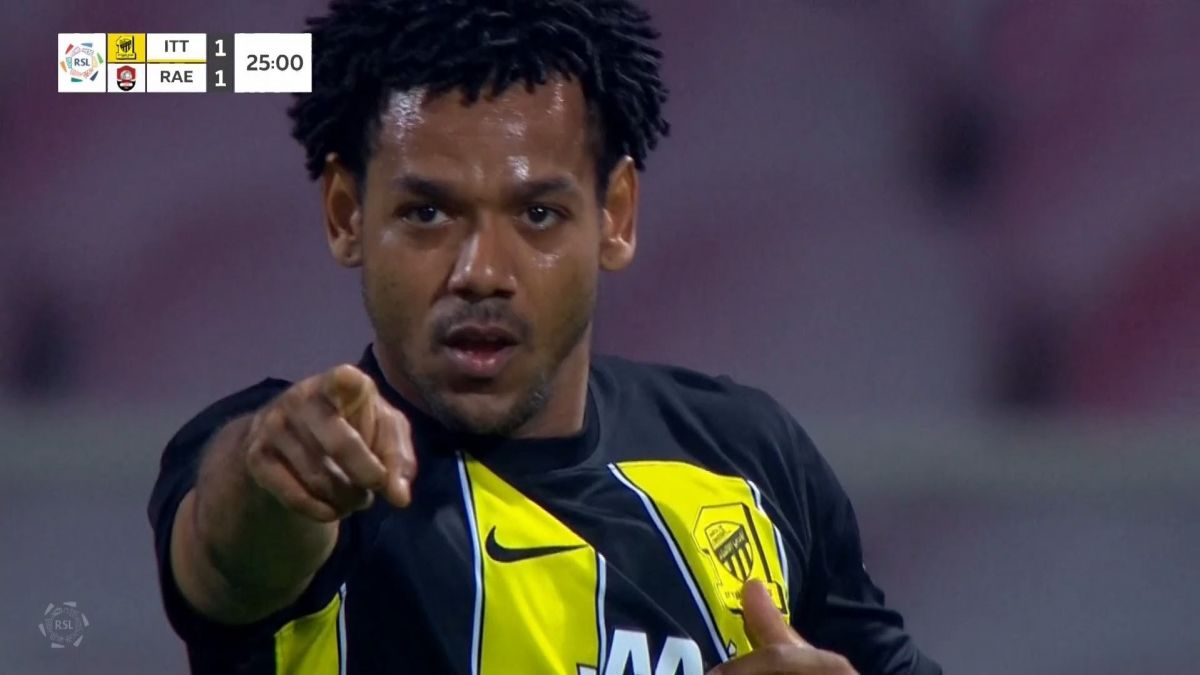 گل اول الاتحاد به الرائد (رومارینیو)