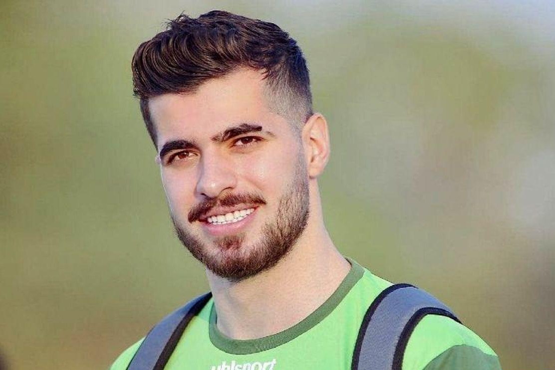 واکنش عزتاللهی به پیشنهادهای استقلال و پرسپولیس