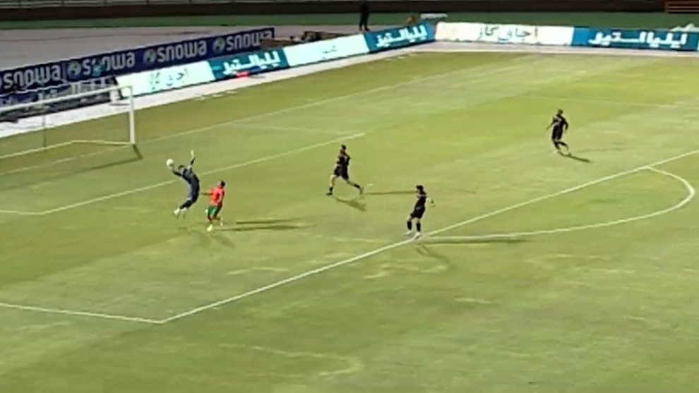 حرکت خطرناک علیرضا بیرانوند به سبک عابدزاده که نزدیک بود کار دست پرسپولیس بدهد!