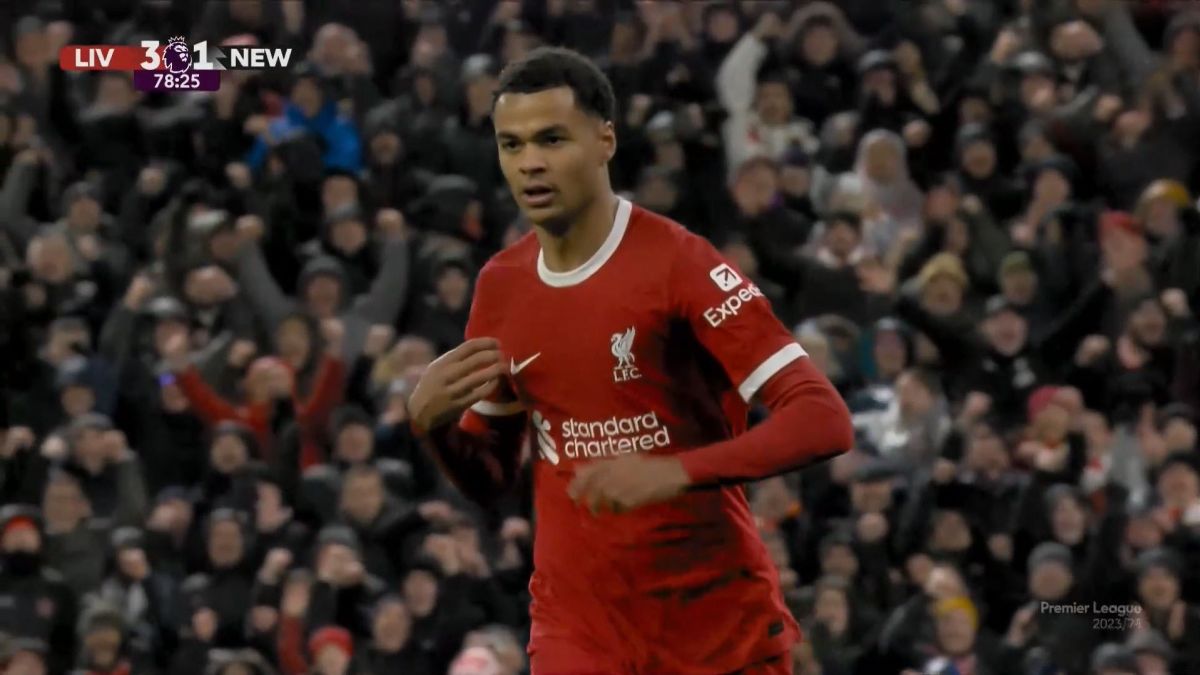 گل سوم لیورپول به نیوکاسل (کودی گاکپو)