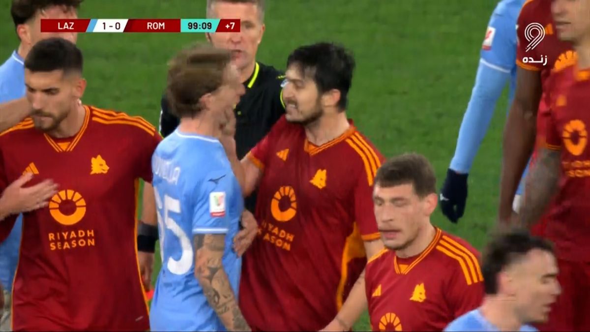 اخراج سردار آزمون در دقایق پایانی مقابل لاتزیو به دلیل درگیری با بازیکن لاتزیو