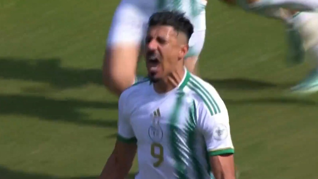 گل اول الجزایر به بورکینافاسو (بغداد بونجاح)