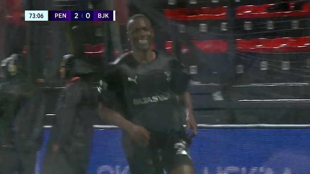 عملکرد فوق العاده مامه تیام در اولین بازی برای پندیک اسپور مقابل بشیکتاش با یک گل و یک پاس گل