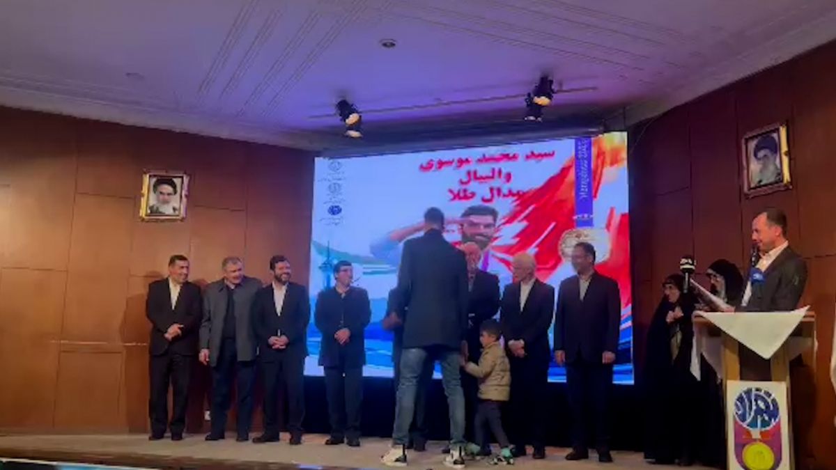 اختصاصی/ تجلیل از علی ‌داوودی و سید محمد موسوی