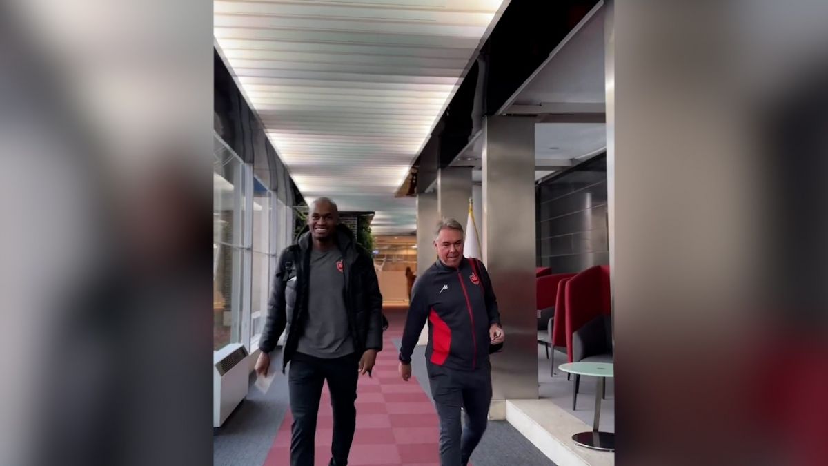 در راه دبی؛ ویدیو باشگاه پرسپولیس از بازیکنان این تیم برای سفر به اردوی امارات