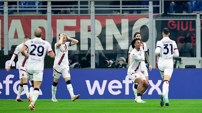 گل دوم بولونیا به میلان (اورسولینی دقیقه 92)