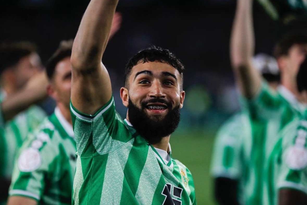 انتقال نبیل فکیر به الاتحاد عربستان منتفی شد