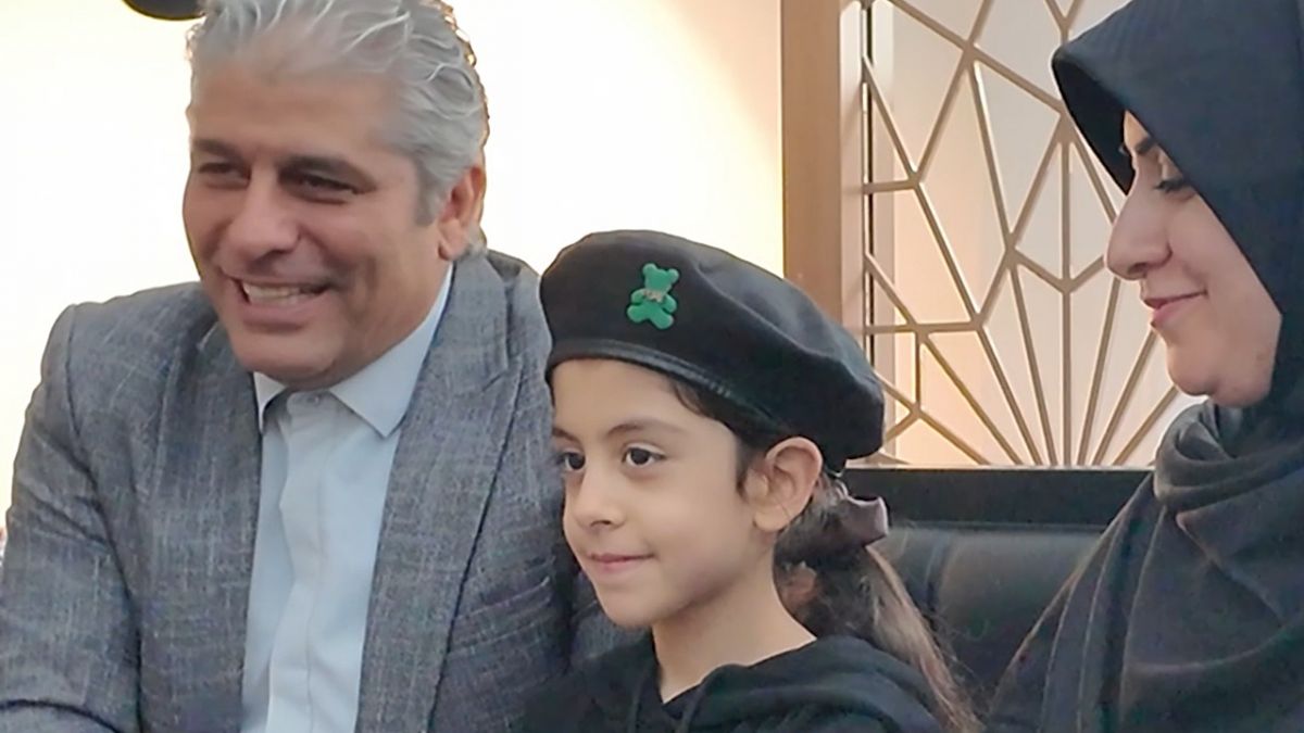 اختصاصی/ دلیل دکور جالب برنامه المجلس از زبان لیث نوبری: گفتند دخترت از خودت پرشور تر است