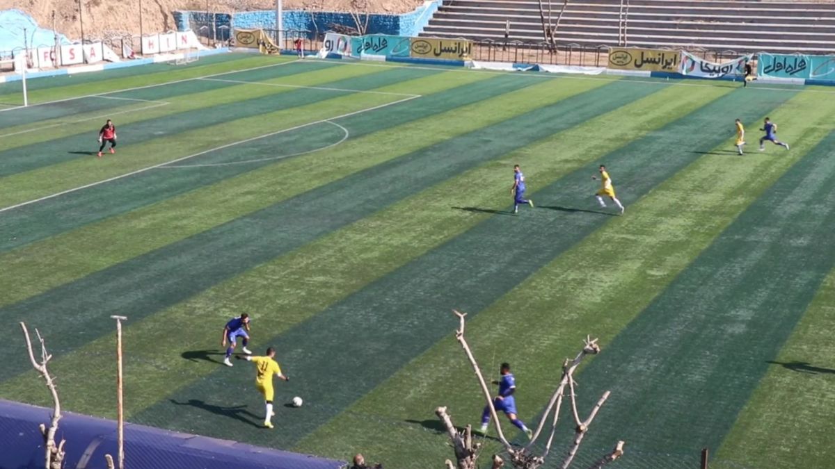 یک سوپرگل سی متری در دوئل لیگ دویی‌ها