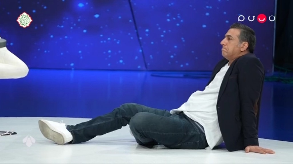 جام آرزوها/ تماشای لحظات پر التهاب دیدار ایران و قطر با محمد نادری و پژمان بازغی