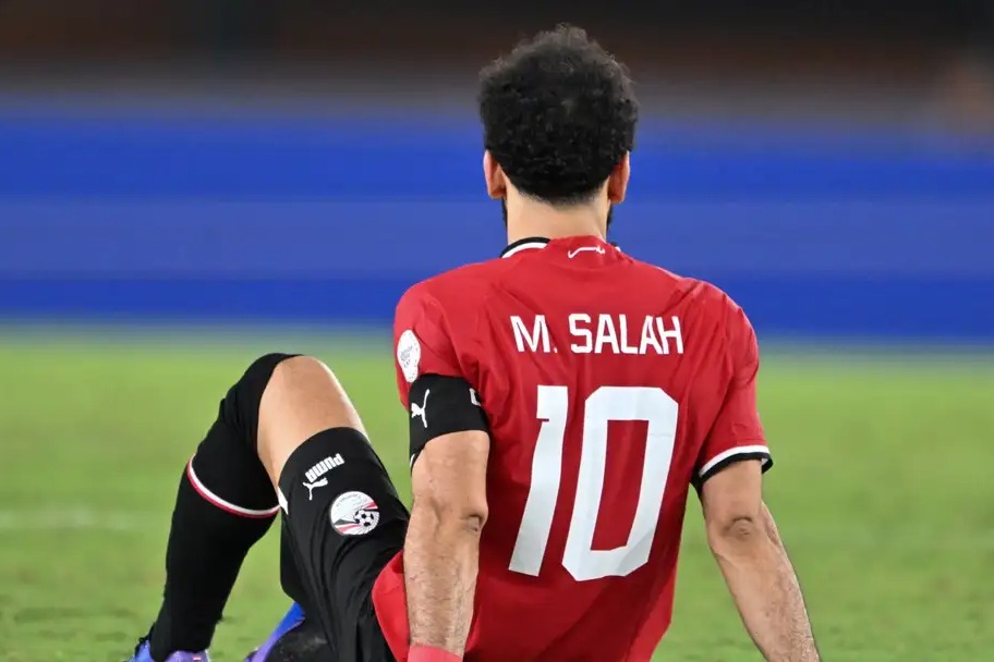 چرا محمد صلاح در سطح بازیکنانی مثل رونالدو و مسی نیست؟