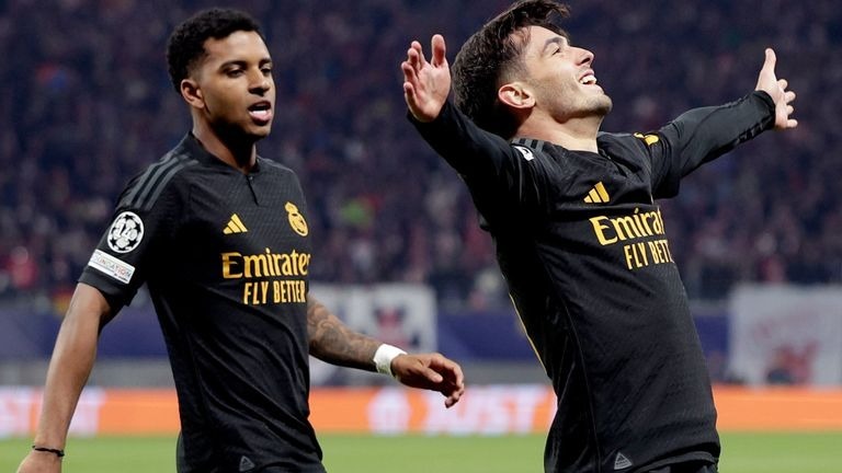 بازی کامل آربی لایپزیش 0-1 رئال مادرید (1/8 نهایی لیگ قهرمانان اروپا)