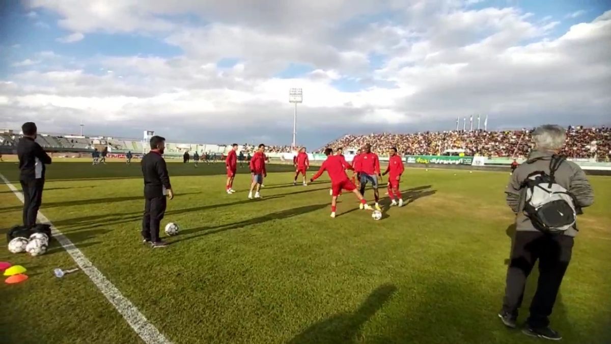 اختصاصی/ حال و هوای تماشاگران پرسپولیس - آلومینیوم قبل از شروع مسابقه