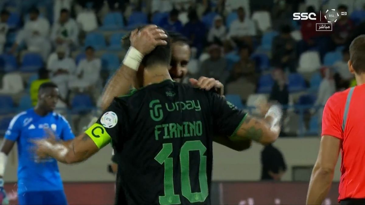 گل دوم الاهلی عربستان به الاخدود (فیرمینو)