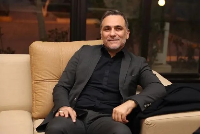 دیدار خانواده هوادار فقید تیم ملی فوتبال با میرشاد ماجدی