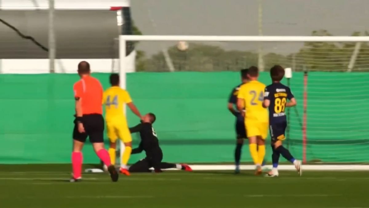 گلزنی محمد محبی در دیدار دوستانه بین آستانه - روستوف