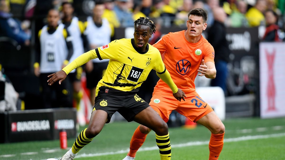 خلاصه بازی وولفسبورگ 1-1 دورتموند