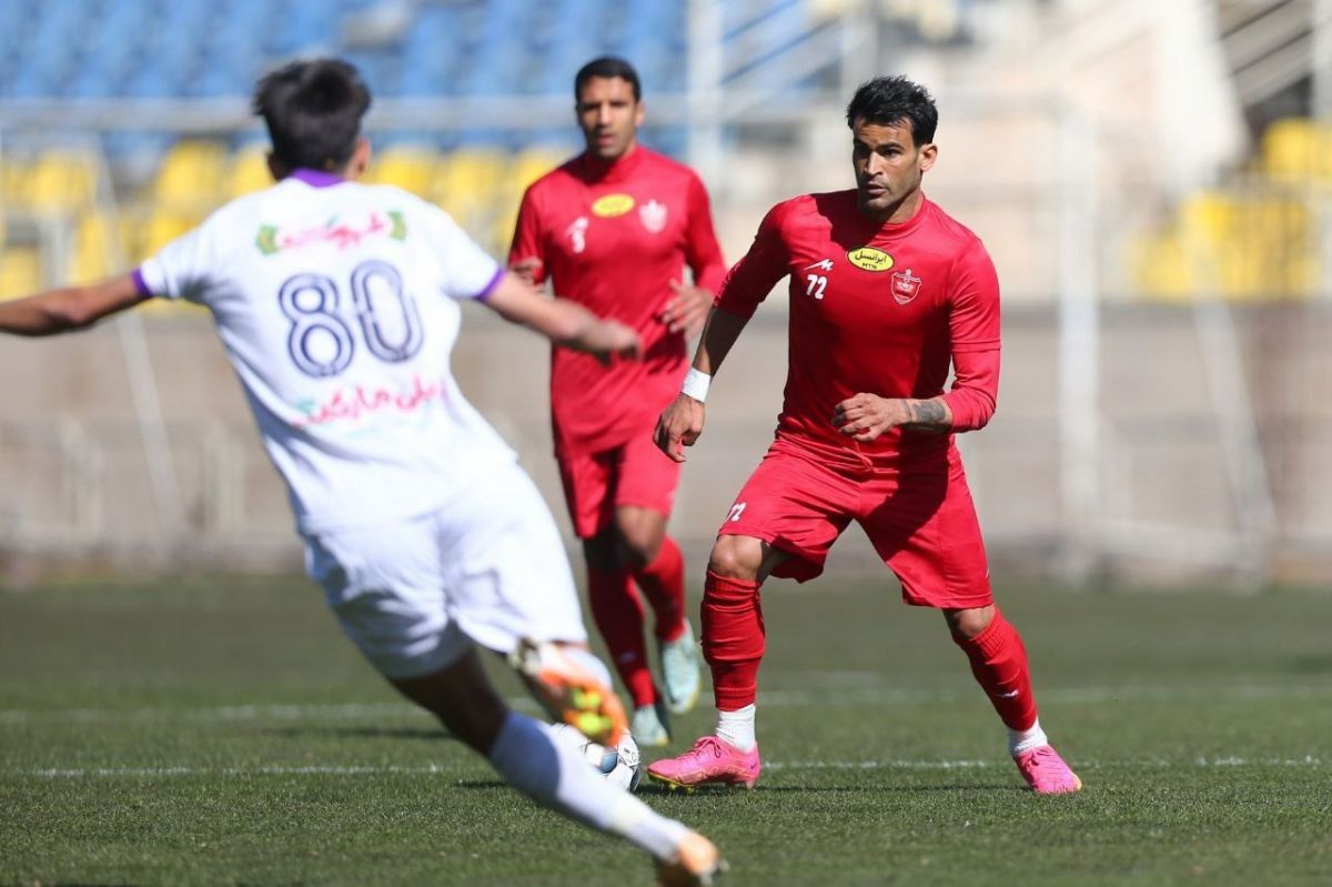 مدیران پرسپولیس پیگیر ثبت قرارداد آلکثیر شدند