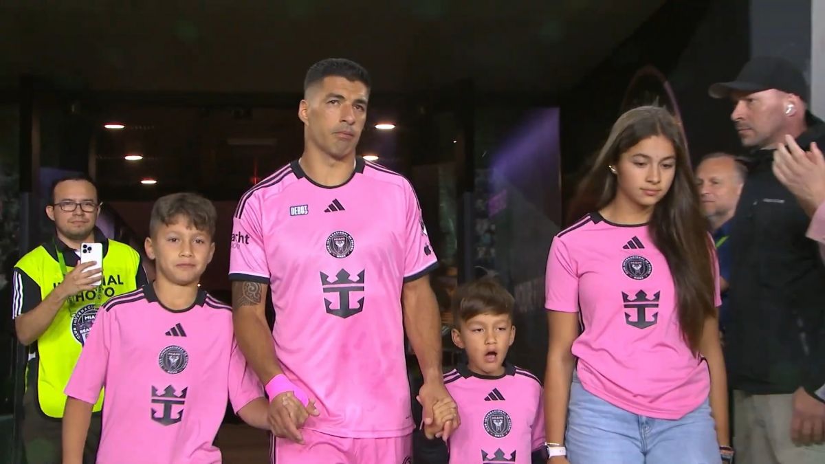 معارفه لوییس سوارز در اولین بازی فصل برای اینتر میامی