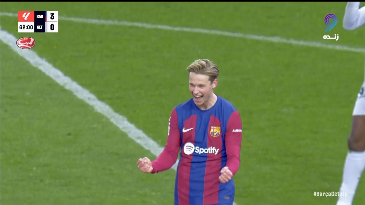 گل سوم بارسلونا به ختافه (دی یونگ)