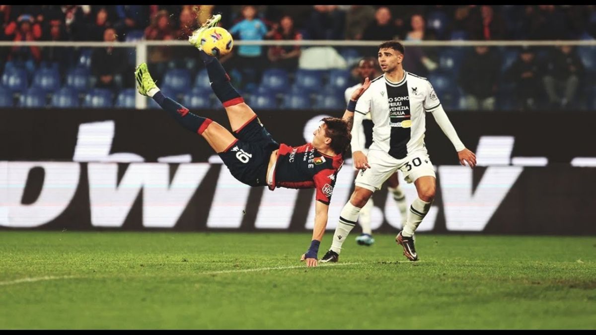 گل قیچی برگردان بازیکن جنوا مقابل اودینزه در سری آ