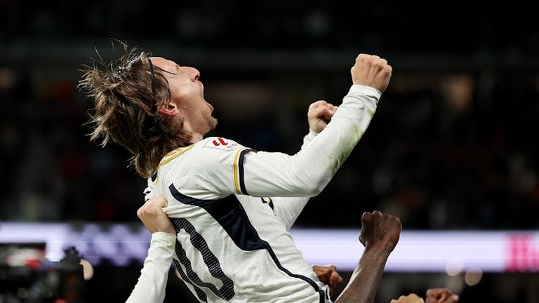 گل اول رئال مادرید به سویا (لوکا مودریچ)