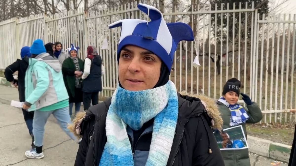 اختصاصی/ صحبت‌های بانوی هوادار استقلال قبل از بازی این تیم مقابل سپاهان (بخش دوم)