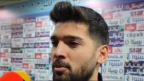 اختصاصی/ مهدی مهدی پور هافبک استقلال: خیلی زود است درباره قهرمانی صحبت کنیم