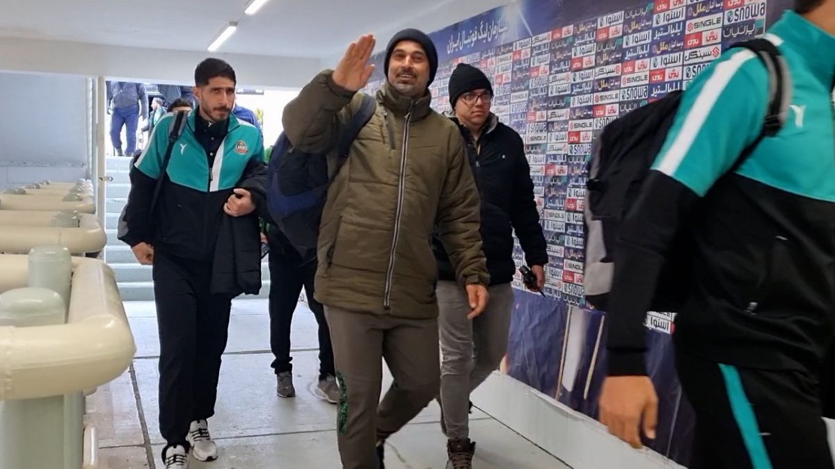 اختصاصی / ورود بازیکنان شمس آذر - مس رفسنجان به ورزشگاه سردار آزادگان