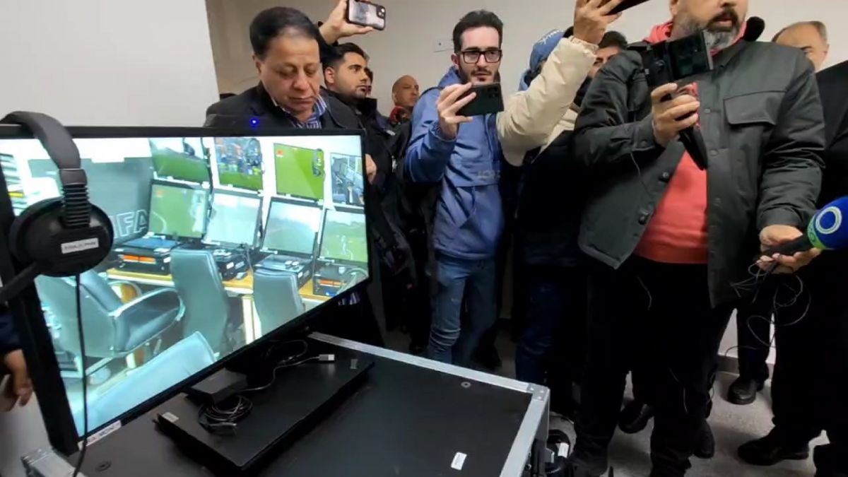 اختصاصی/ بازدید مهدی تاج و اعضای هیئت رئیسه از اتاق آموزش VAR در مرکز ملی فوتبال