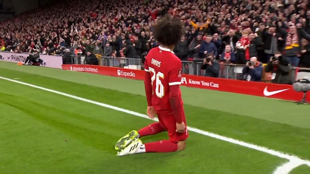 گل دوم لیورپول به ساوتهمپتون (جیدن دانز)