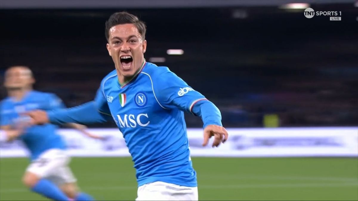 گل دوم ناپولی به یوونتوس (راسپادوری)