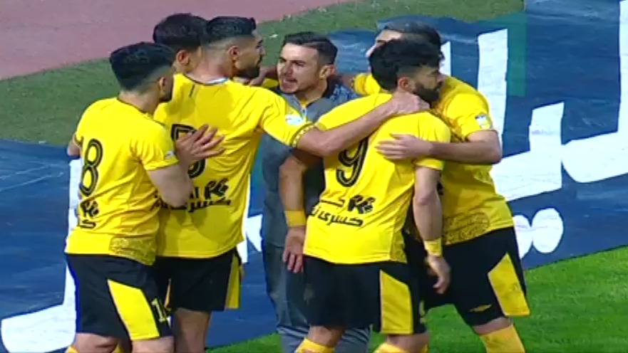 گل اول سپاهان به شمس آذر (رضا اسدی)