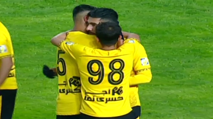 گل سوم سپاهان به شمس آذر (گل زیبای رضا شکاری)